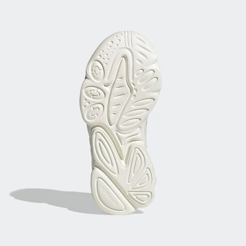 adidas Originals Men's Ozweego Sneaker
