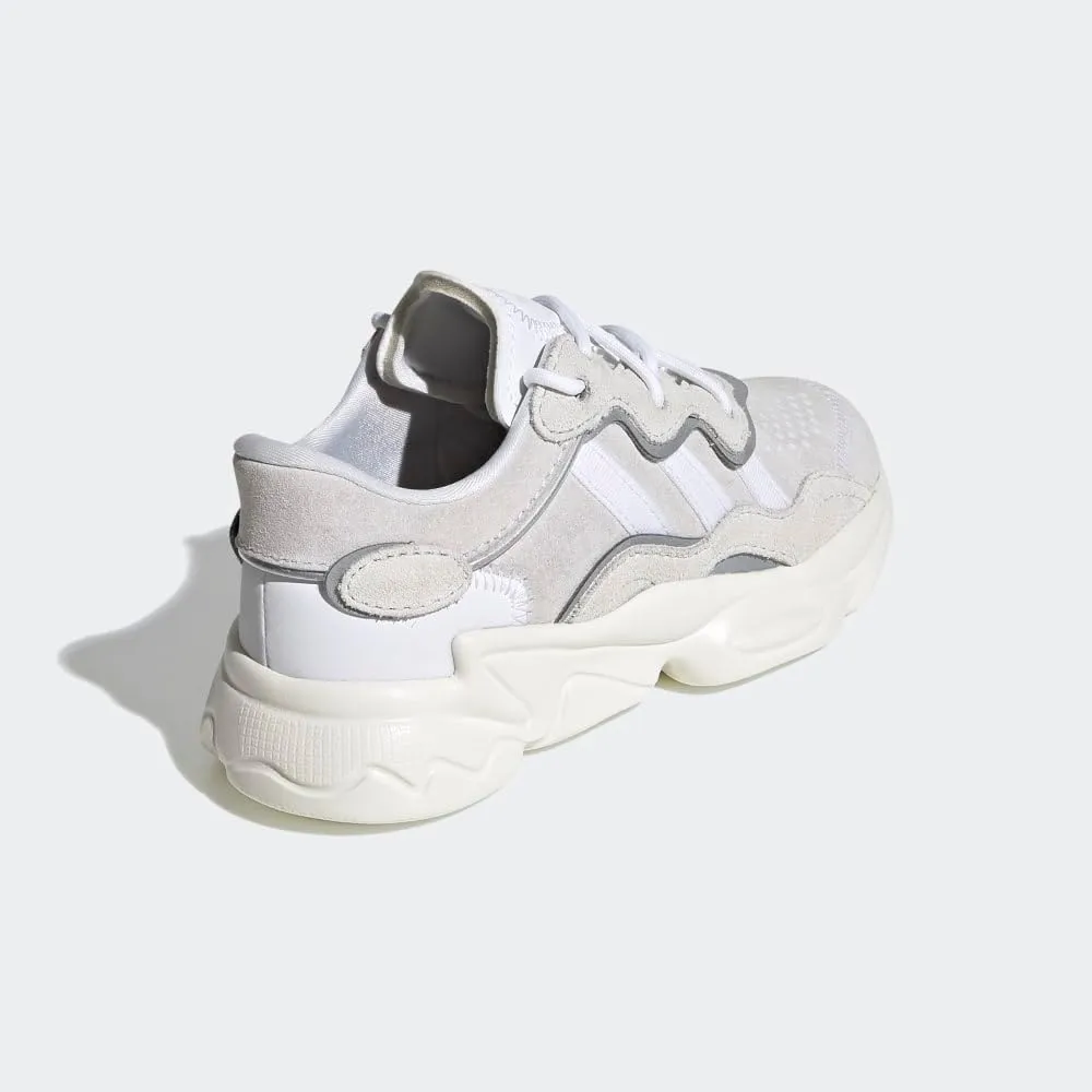 adidas Originals Men's Ozweego Sneaker