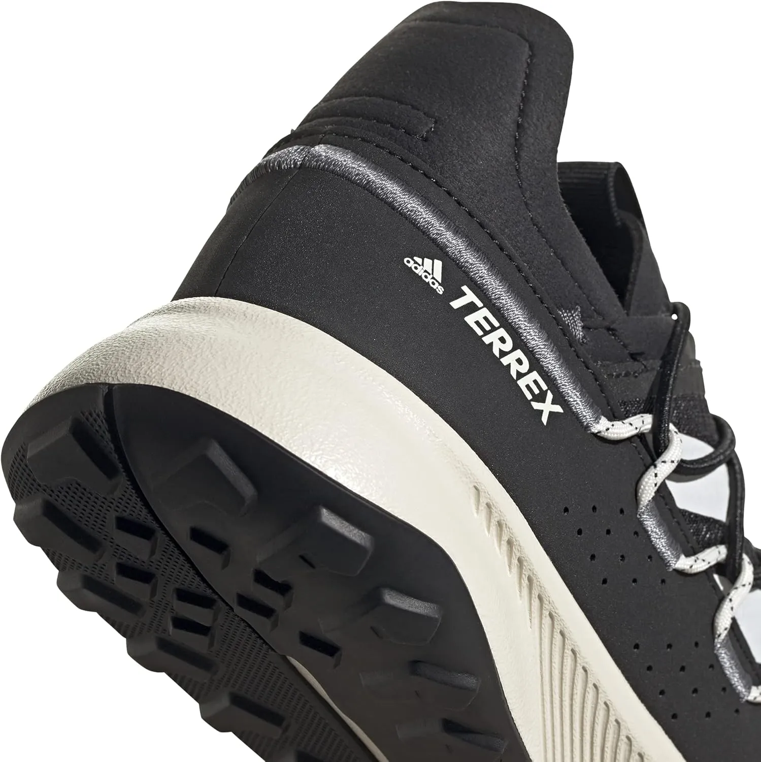 adidas Women's Terrex Voyager 21 Trail Running Shoe - Hiking Shoe