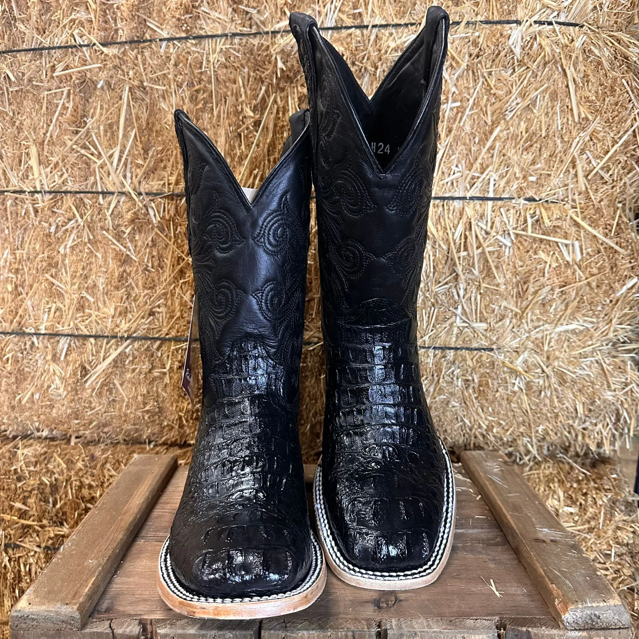 Artillero Caiman Print Square Toe Cowboy Boot- Black