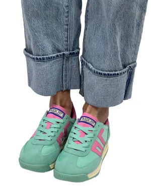 BARKLEY JOGGER in Light Sky   Fuxia