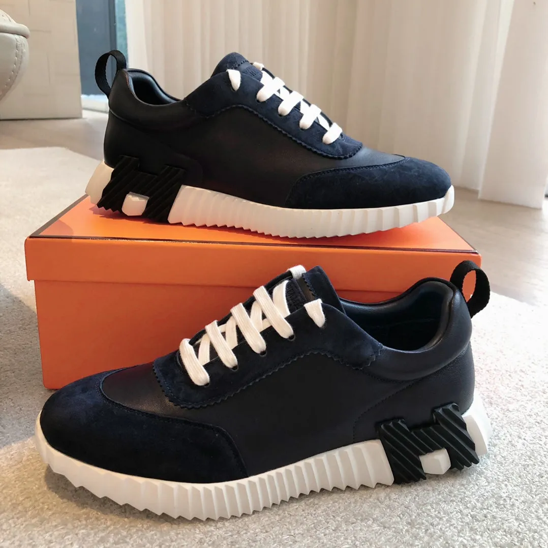 Bouncing sneaker