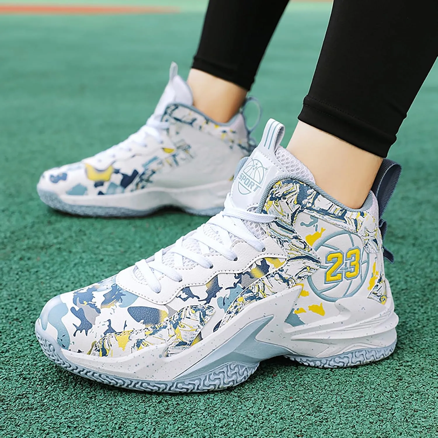 Boys Basketball Shoes Breathable Indoor Athletic Shoes Youth Outdoor Fashion Sneakers Comfortable Basketball Shoes for Girls
