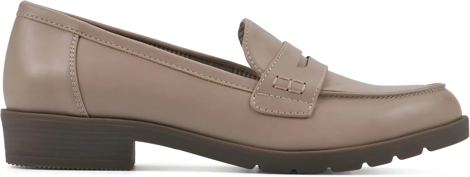 CLIFFS BY WHITE MOUNTAIN Women's Galah Penny Loafer Flat