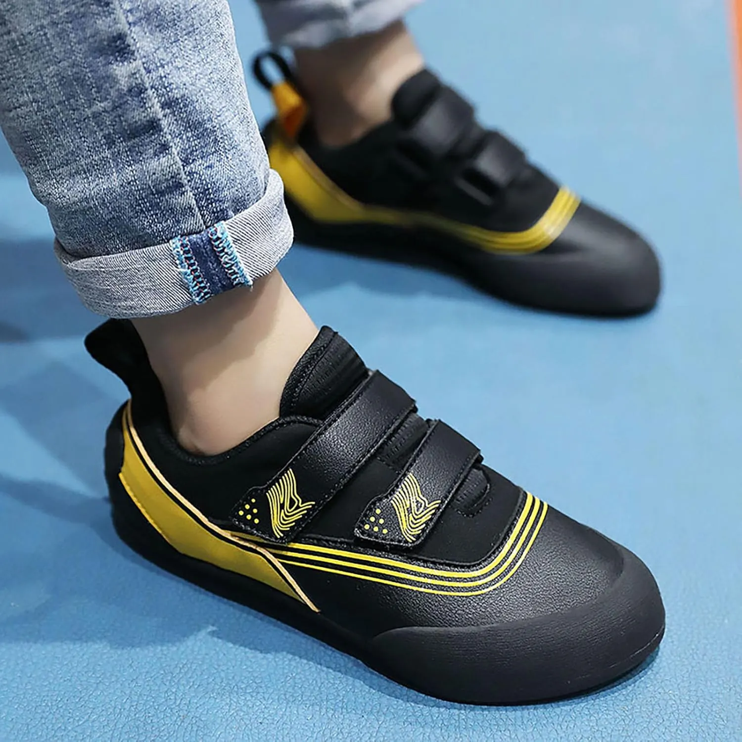 Climbing Shoes Mens Light Anti-Slip Indoor Outdoor Rock Climbing Sneaker for Beginners Professional Climbers
