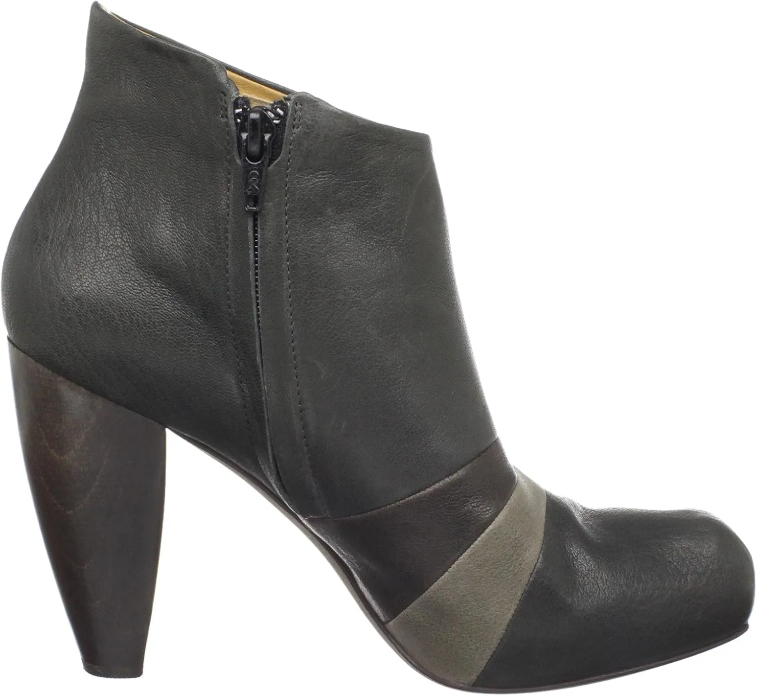 Coclico Women's Lessing Ankle Boot