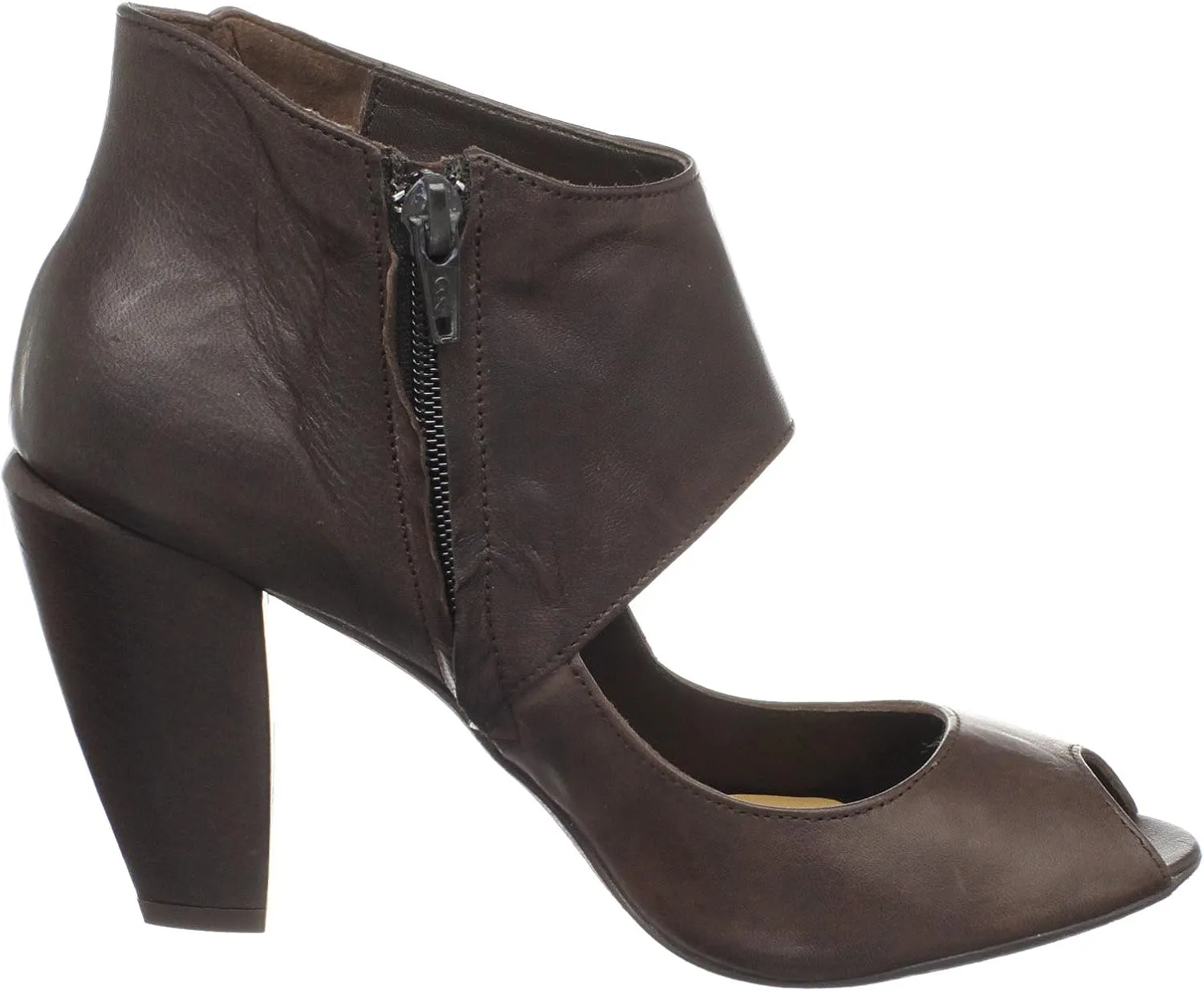 Coclico Women's Pishku Ankle Boot