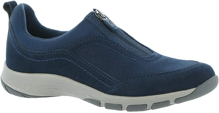 Easy Spirit Women's Cave8 Sneaker
