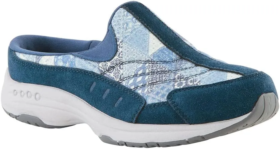 Easy Spirit Women's Traveltime Slip-On