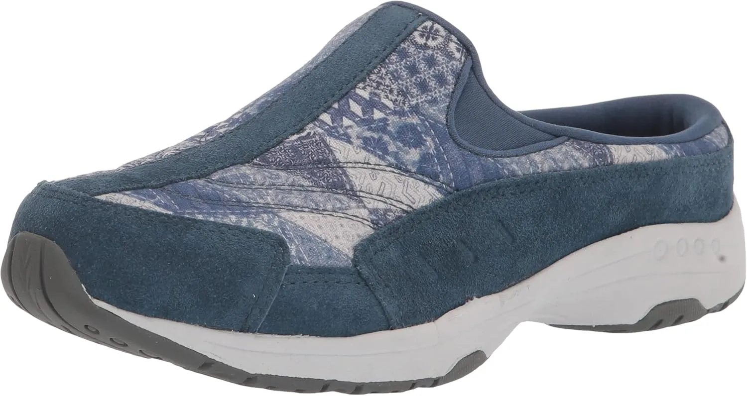 Easy Spirit Women's Traveltime Slip-On