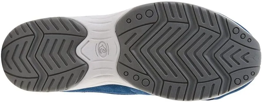 Easy Spirit Women's Traveltime Slip-On