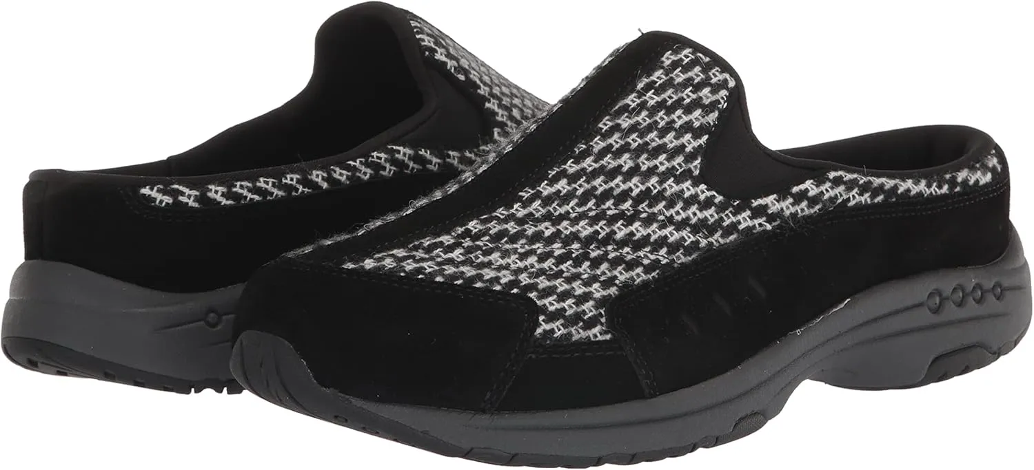 Easy Spirit Women's Traveltime555