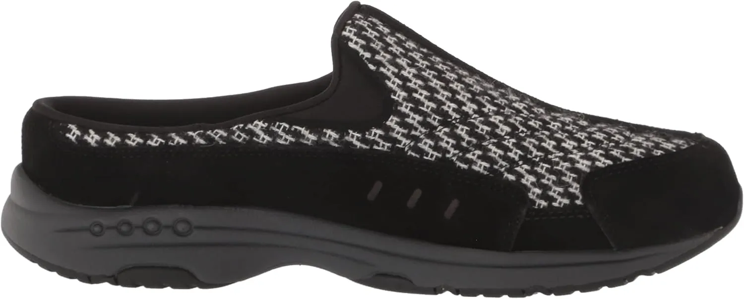 Easy Spirit Women's Traveltime555