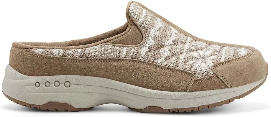 Easy Spirit Women's Traveltime565 Clog