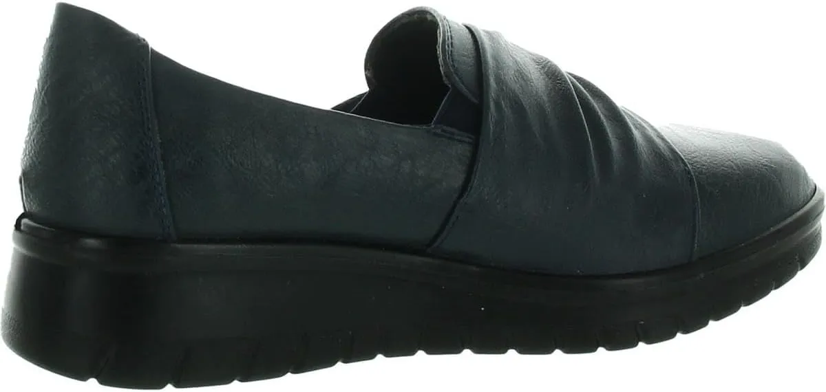 Easy Street Women's Faith Sneaker