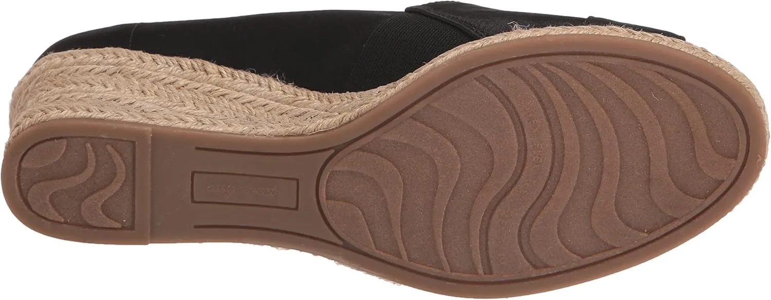 Easy Street Women's Jasper Wedge Sandal