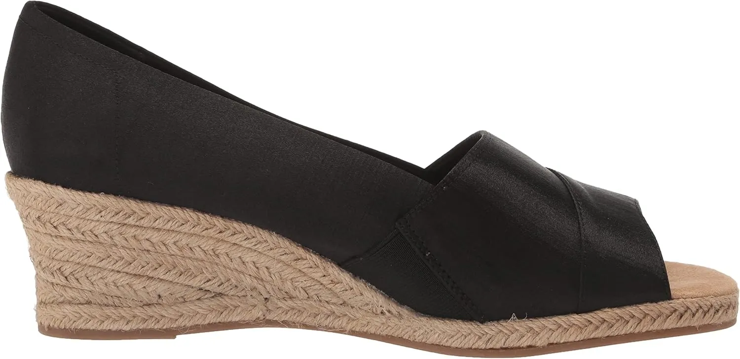 Easy Street Women's Jasper Wedge Sandal