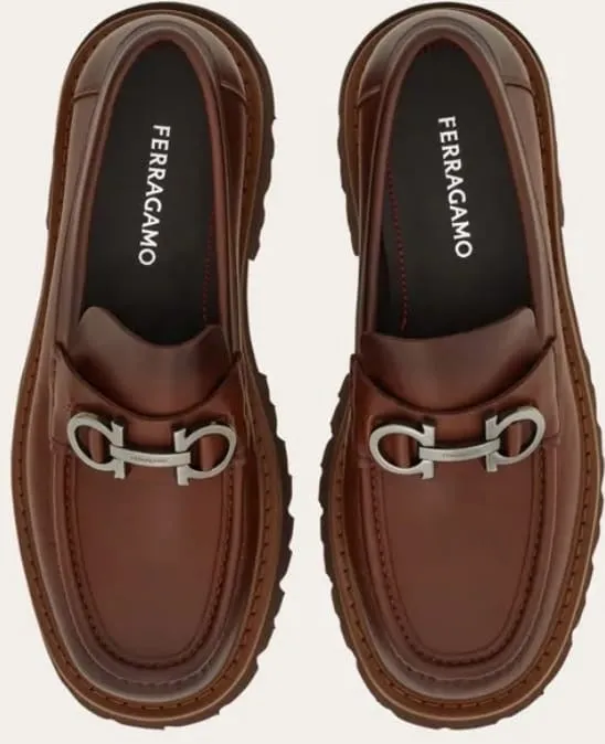 Florian in Brown