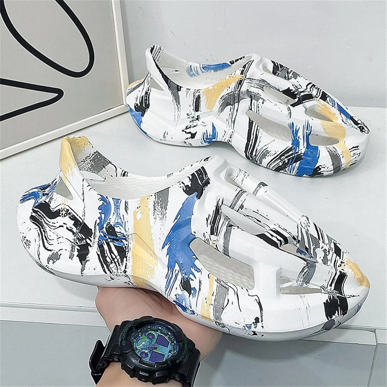 Foam Runners for Men Non-Slip Quick-Drying Outdoor Pillows Shoes Slip-On Soft Beach Sandals Walking Breathable Couple Sneakers Fashion Thick Slippers
