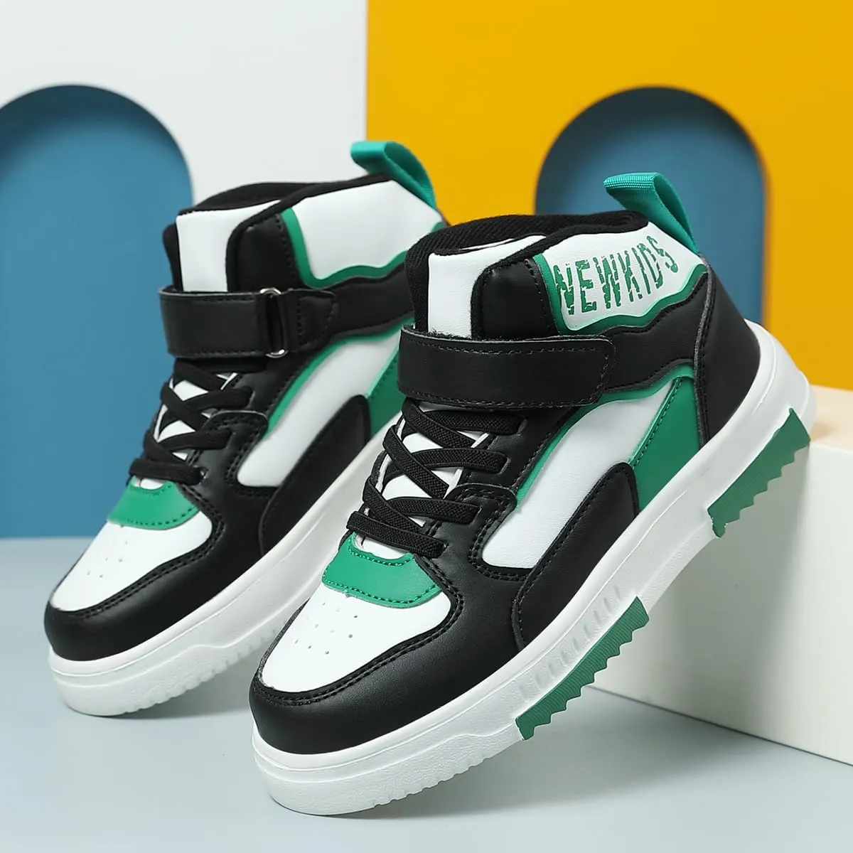 Kids Sneakers for Boys Girls High Top Skate Shoes Unisex-Child Casual Walking Shoes Lightweight Breathable Non-Slip Athletic Shoes