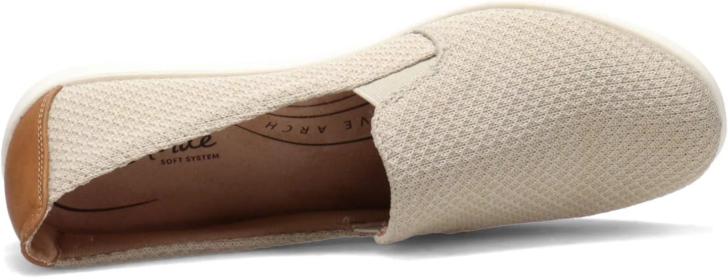 LifeStride Women's Next Level Slip-On Sneaker, Cream, 8