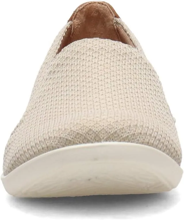LifeStride Women's Next Level Slip-On Sneaker, Cream, 8