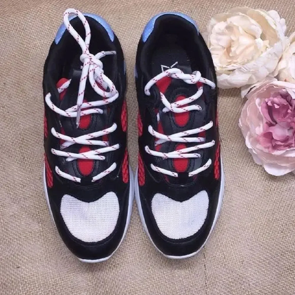 Marc Fisher Multi Colored Sneakers 5.5M
