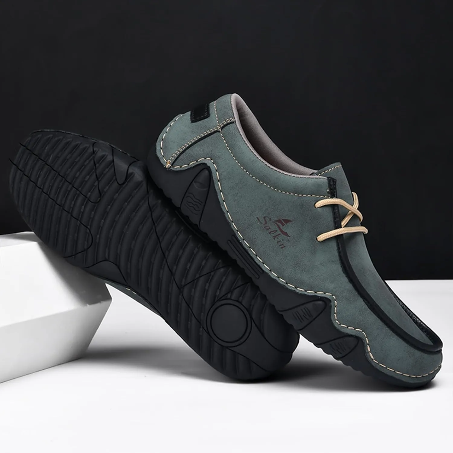 Men's Leather Slip On Casual Low Loafers Lightweight Non-Slip Flat Driving Walking Shoes Soft Moccasin Shoes
