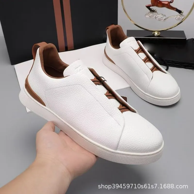 Men's Loafers Slip-On Shoes with Non-Slip Sole Casual Lightweight Slip on Walking Classic Easy-to-wear Unisex Sneakers