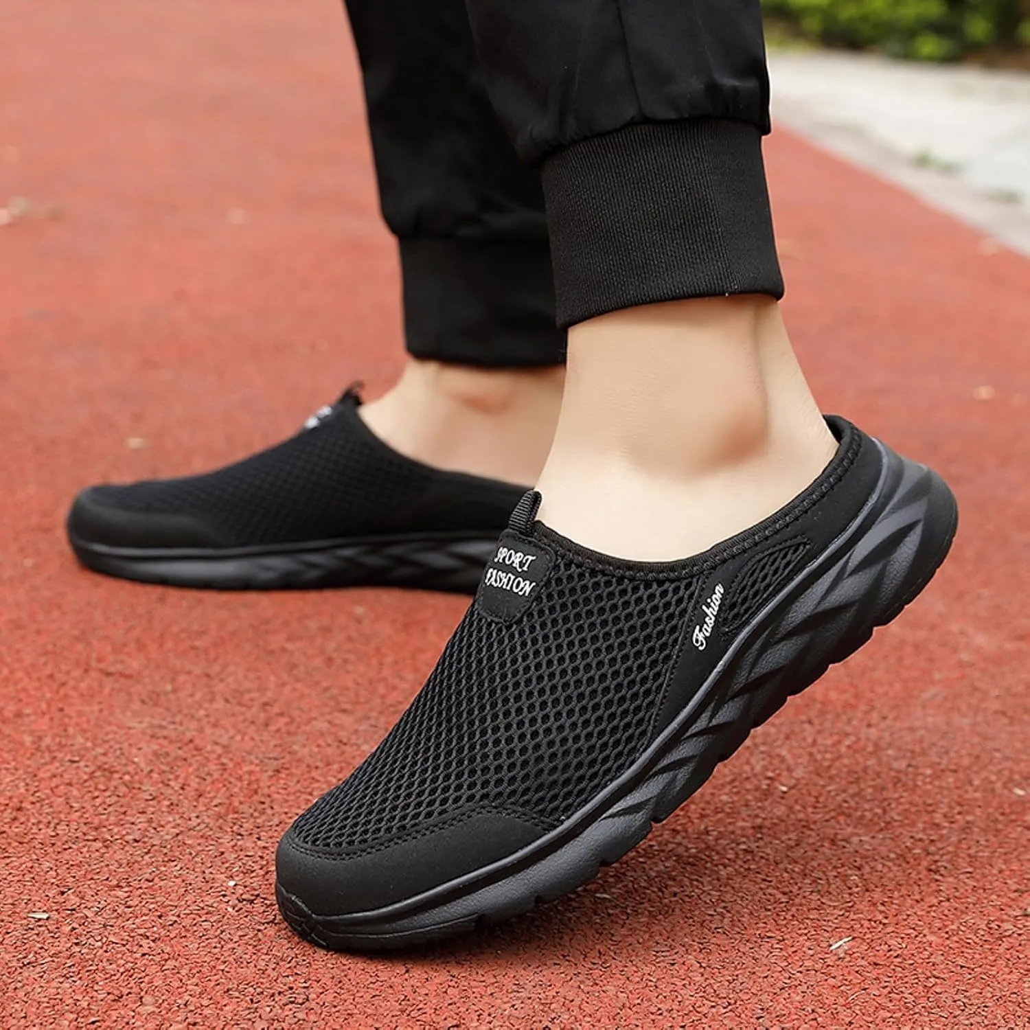 Men's Slip On Mesh Slippers Breathable Summer Shoes Lightweight Non Slip Beach Shoes Soft Flat Elderly Shoe