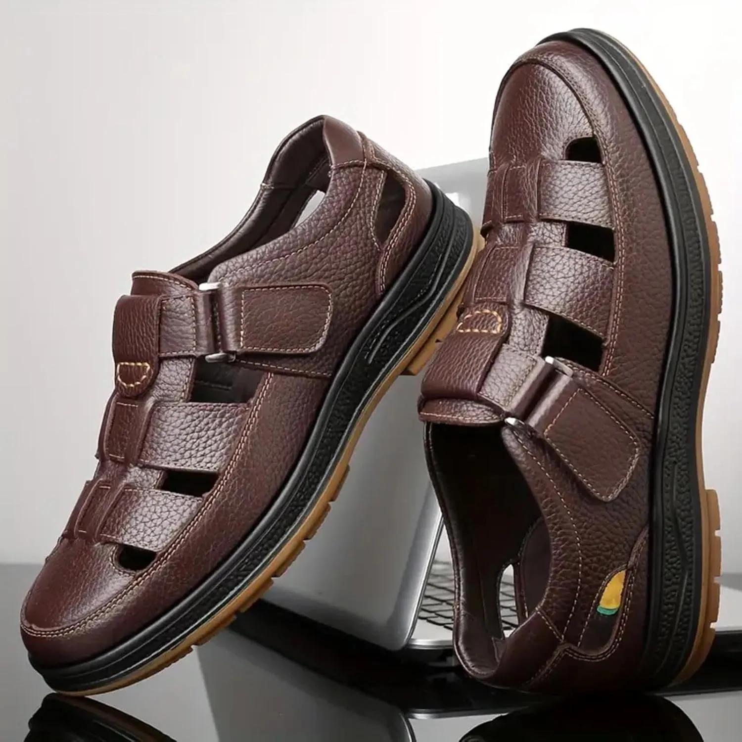 Men's Sneakers Men's Leather Breathable Hollow Casual Leather Shoes