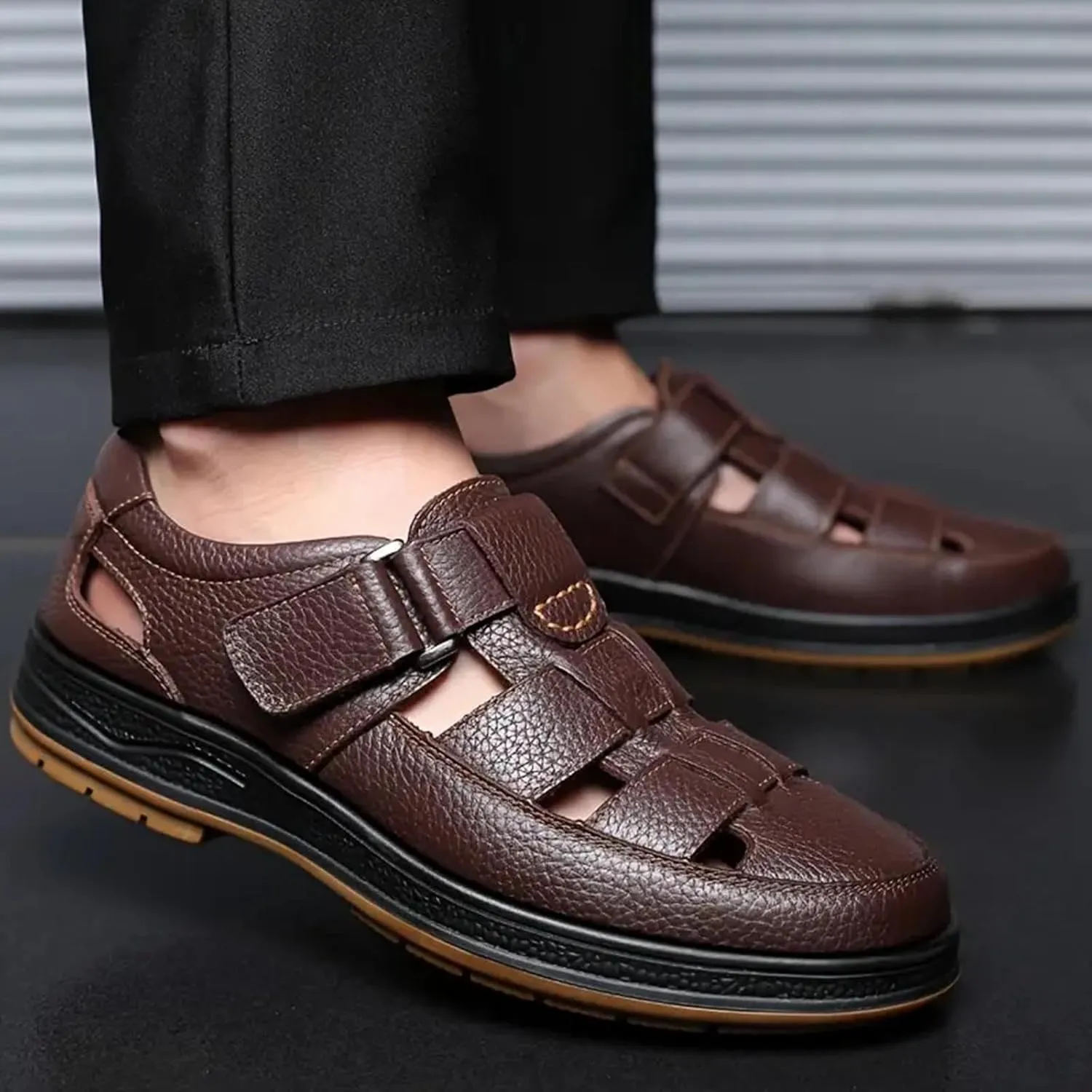 Men's Sneakers Men's Leather Breathable Hollow Casual Leather Shoes
