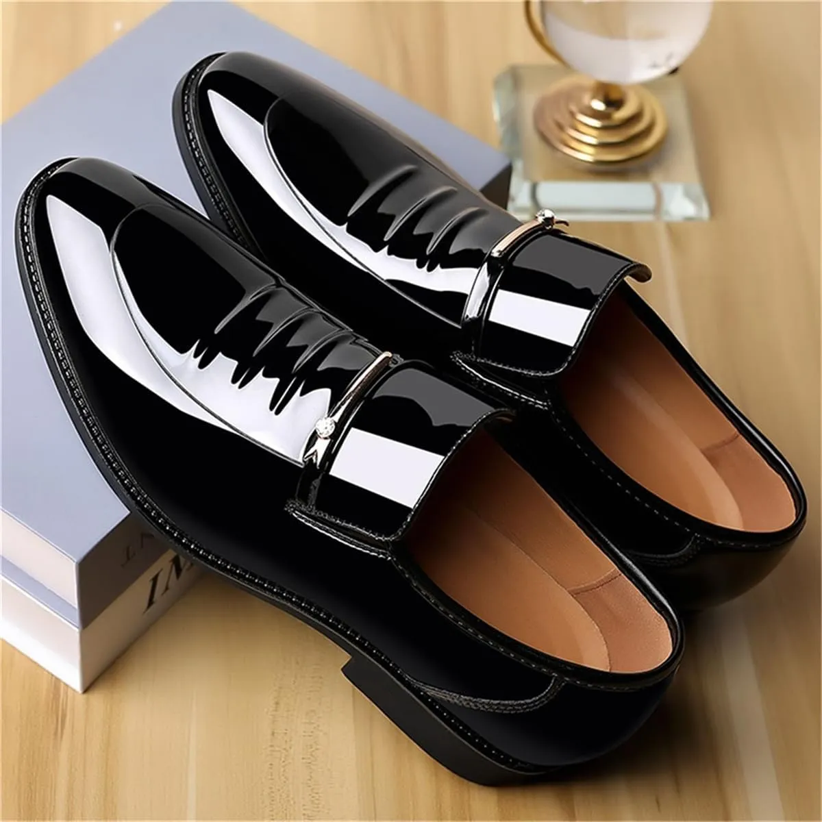 Men's Vintage Patent Leather Dress Loafers Formal Shoes Business Slip On Tuxedo Suit Shoes for Mens Black