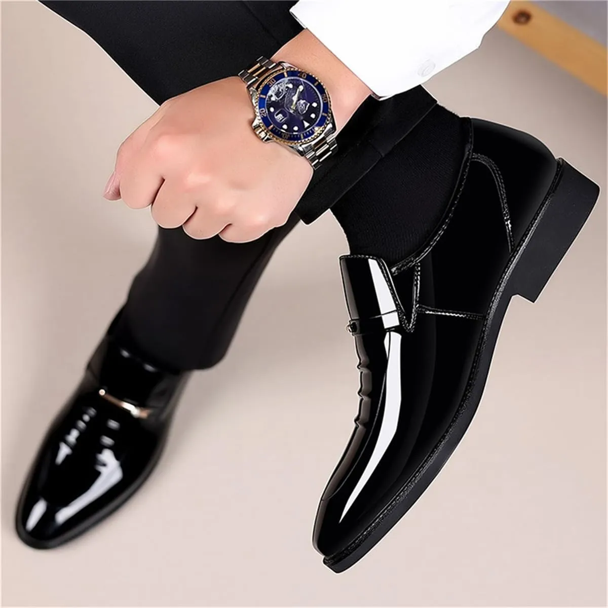 Men's Vintage Patent Leather Dress Loafers Formal Shoes Business Slip On Tuxedo Suit Shoes for Mens Black
