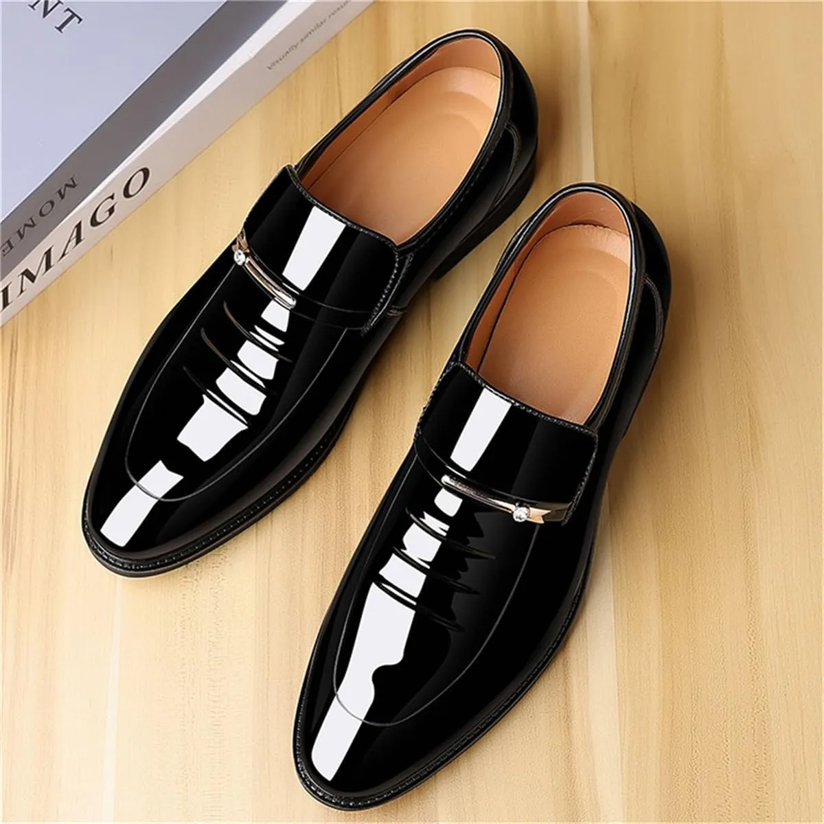 Men's Vintage Patent Leather Dress Loafers Formal Shoes Business Slip On Tuxedo Suit Shoes for Mens Black