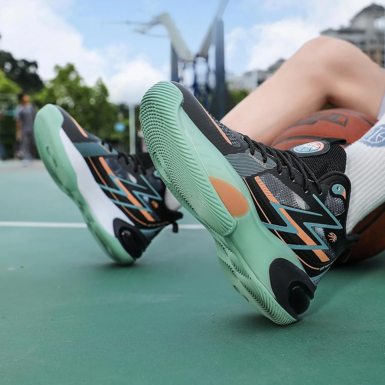 Mens Womens Basketball Shoes Fashion Breathable Sneakers Athletic Lightweight Non Slip Volleyball Outdoor Shoe