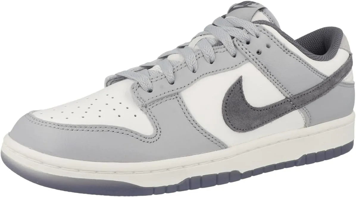 Nike Men's Dunk Low Retro SE Sneakers, White/Light Carbon/Platinum, Size 15