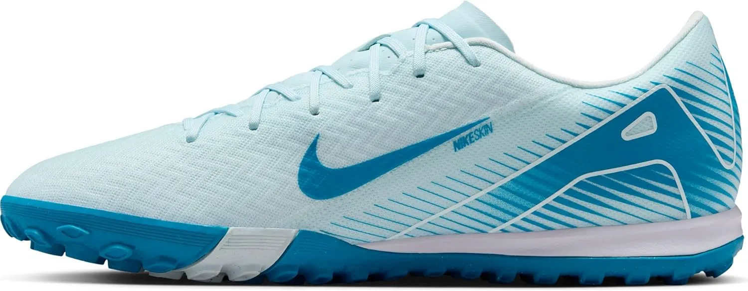 NIKE Men's Sneaker