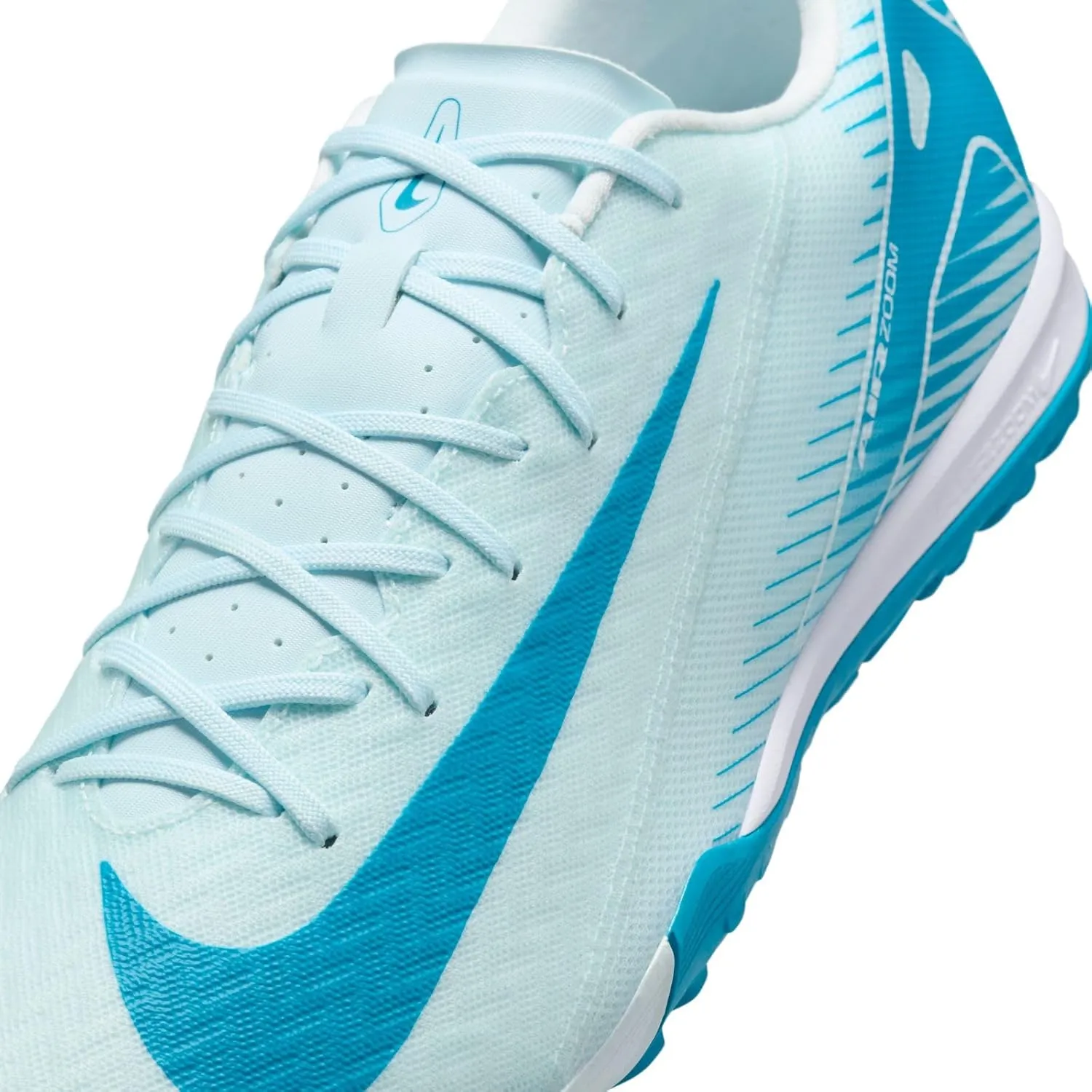NIKE Men's Sneaker