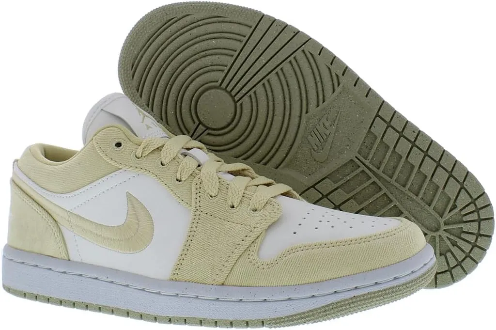 Nike Women's Modern