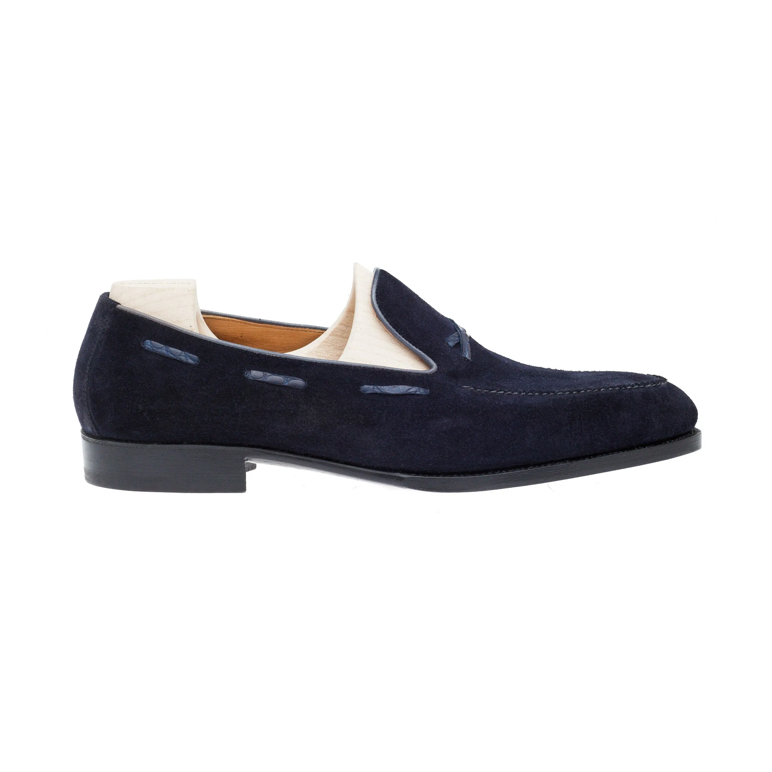 Norwegian Loafer with hand stitched apron and X strap
