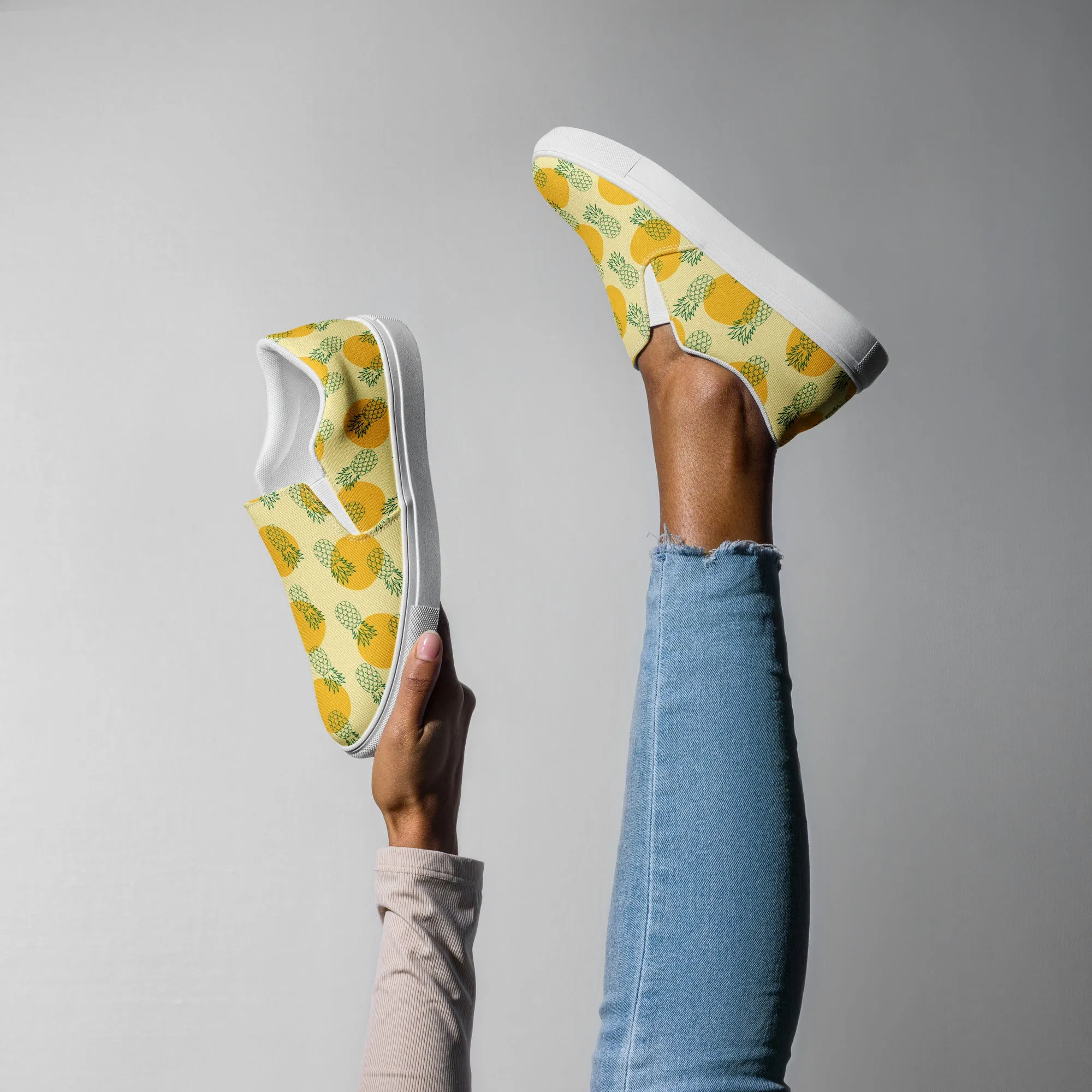Pineapple Paradise slip-on shoes