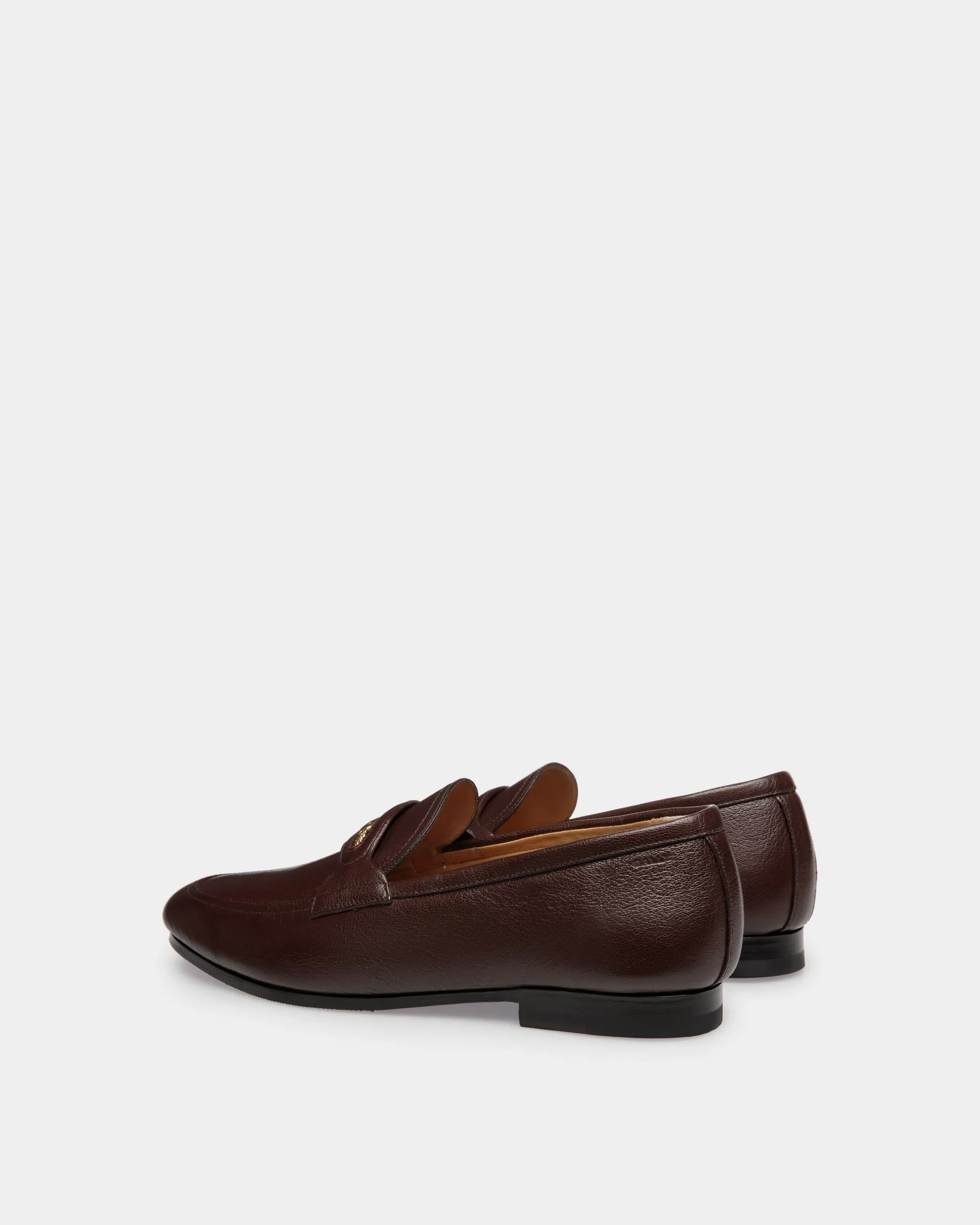 Plume Loafer in Brown Grained Leather
