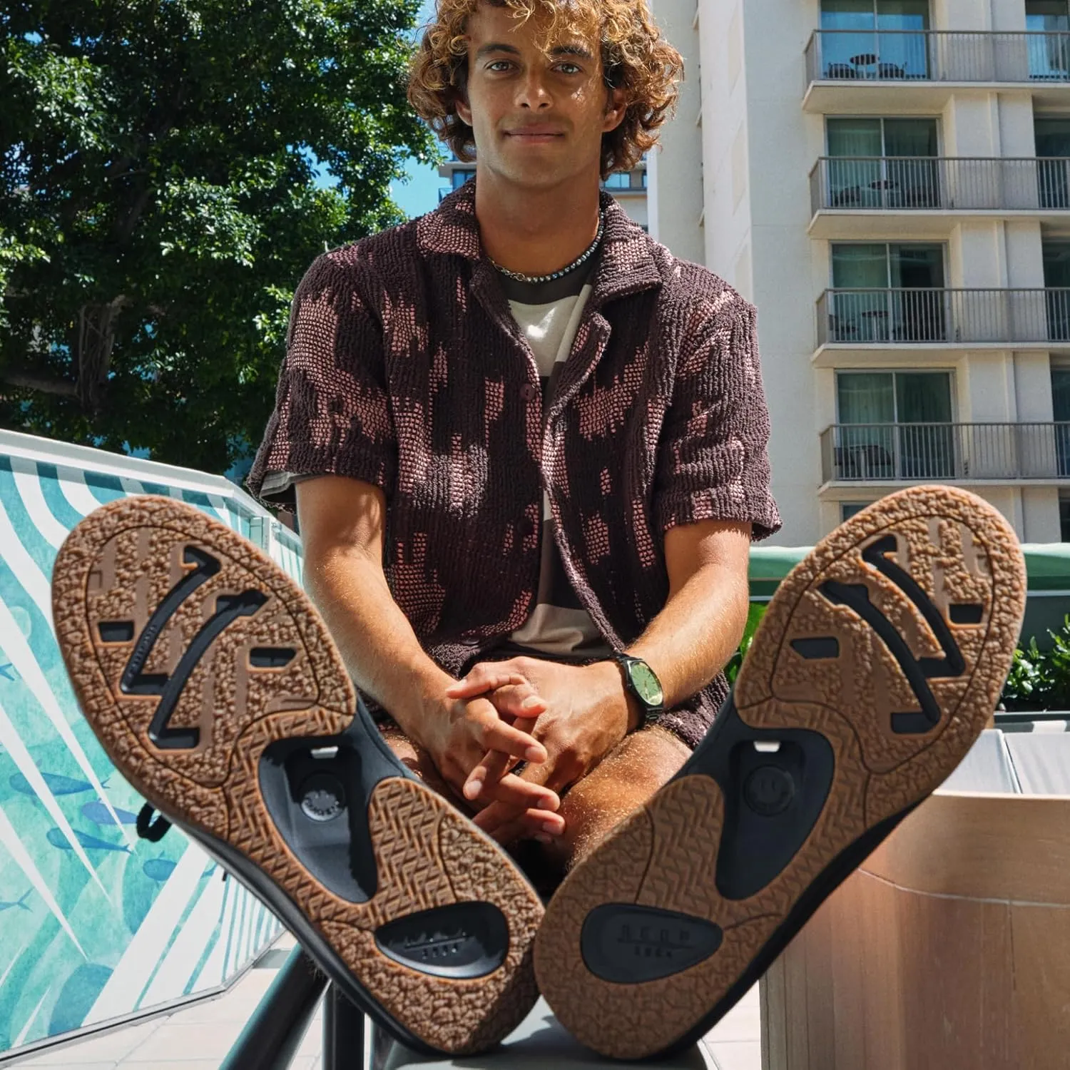 REEF Men's Fanning Shoe, Lightweight, Cushion Footbed, Bottle Opener