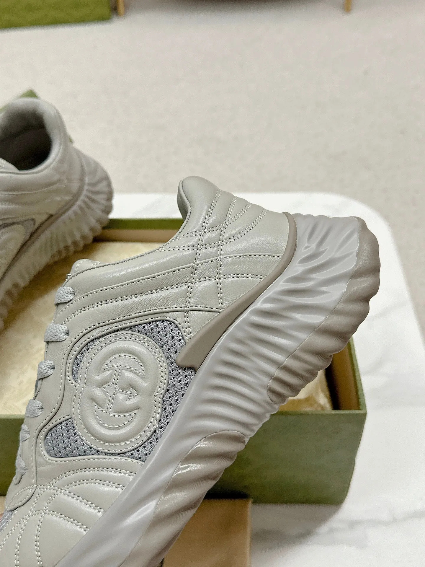 Service-focused GG Gucci TRAINER LIGHT RIPPLE Competitive pricing GRAY LAMBSKIN