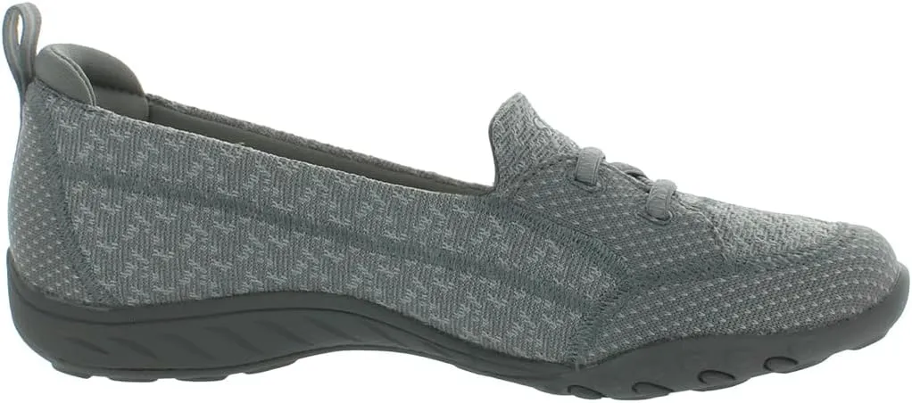 Skechers Women's Relaxed Fit Breathe-Easy Holding Line Slip-On Sneaker