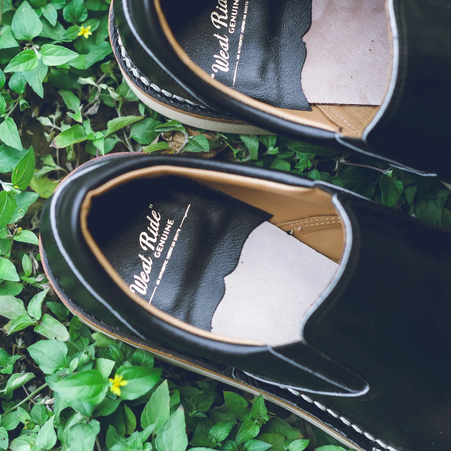 SLIP ON EASY BOOTS
