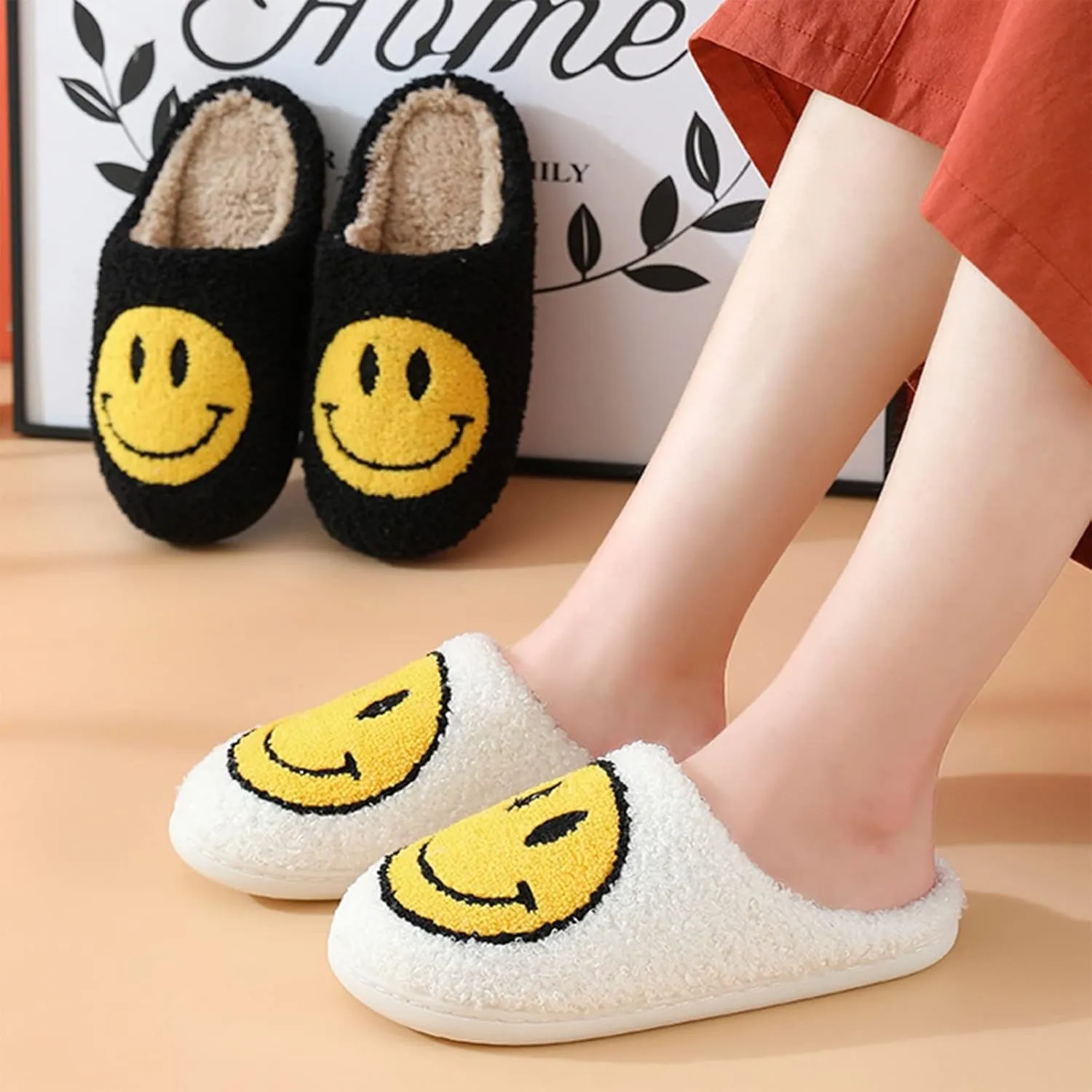 Smile Face Slippers for Women - Soft Plush Retro Preppy Slip-on Comfortable Indoor/Outdoor Shoes
