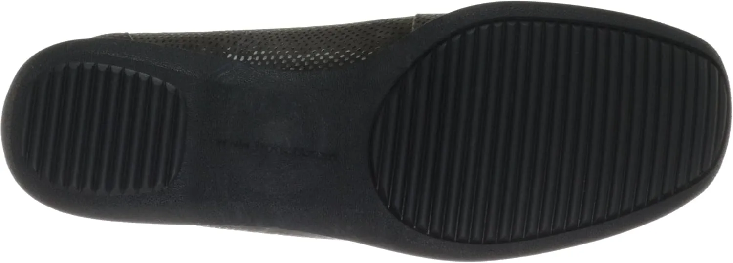 Trotters Women's Jenn Mini Loafer