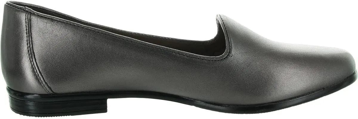 Trotters Women's Liz Lux Loafer Flat